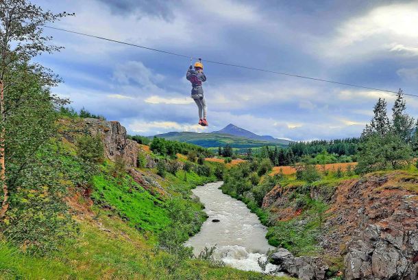Island zipline Akureyri