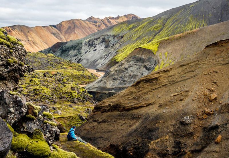 färgade berg island