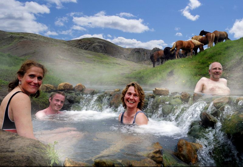Bad i varm källa efter ridtur