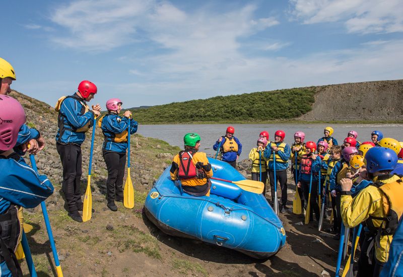 Forsränning i fjällraviner Hvítá