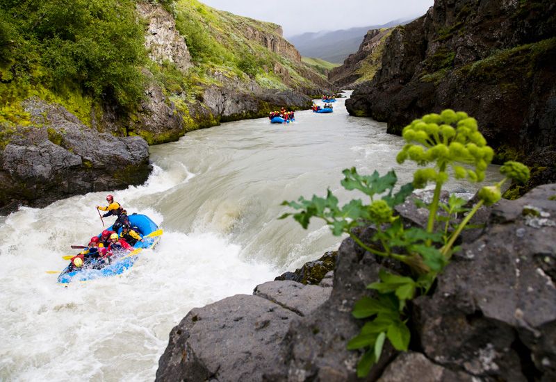 river rafting island