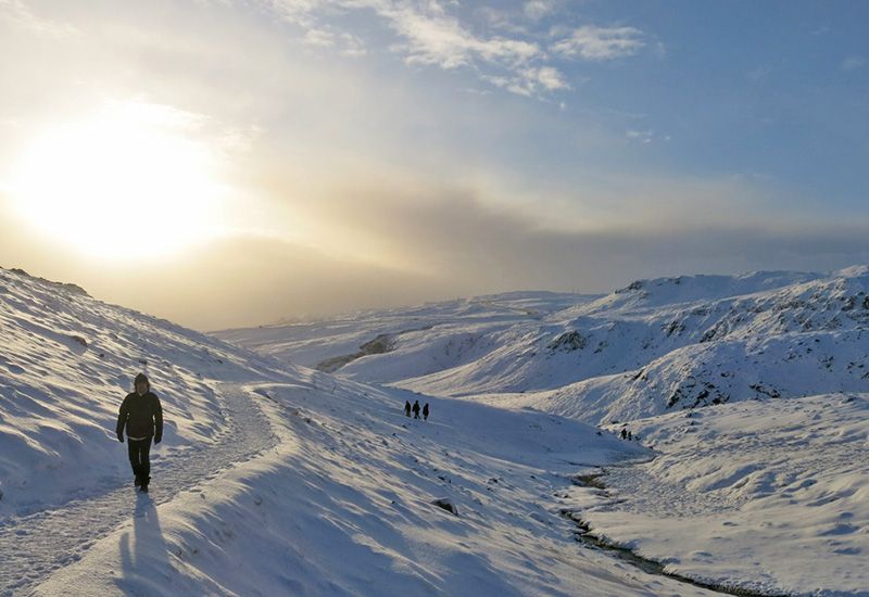 Vandring med bad i varma källor