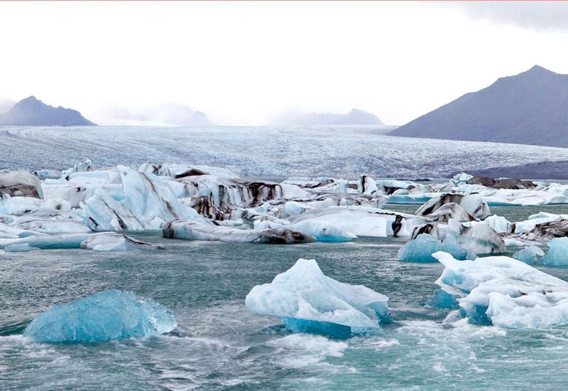 båttur nära isberg island